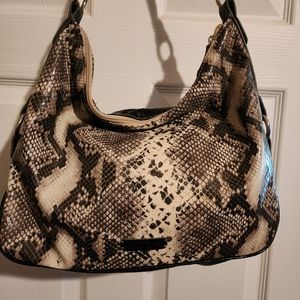 Nine & CO. Snakeprint Purse